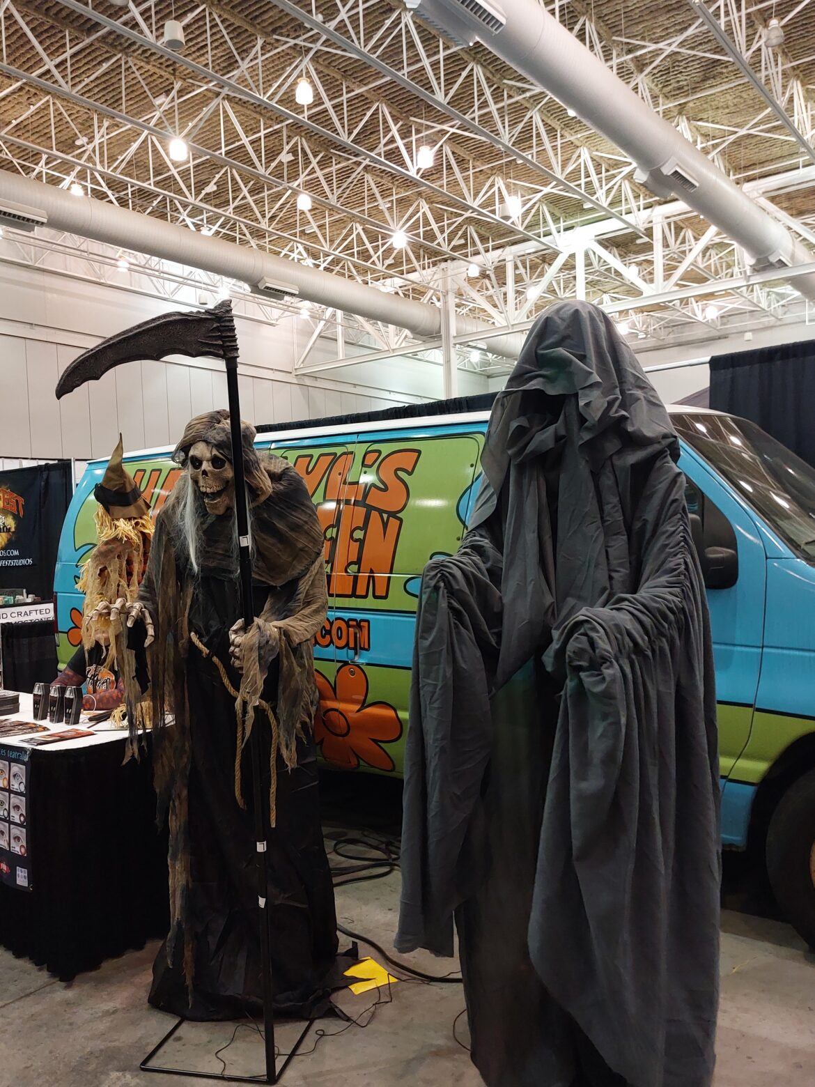 Haunted Screams Expo Hampton VA horror Convention Geeky KOOL